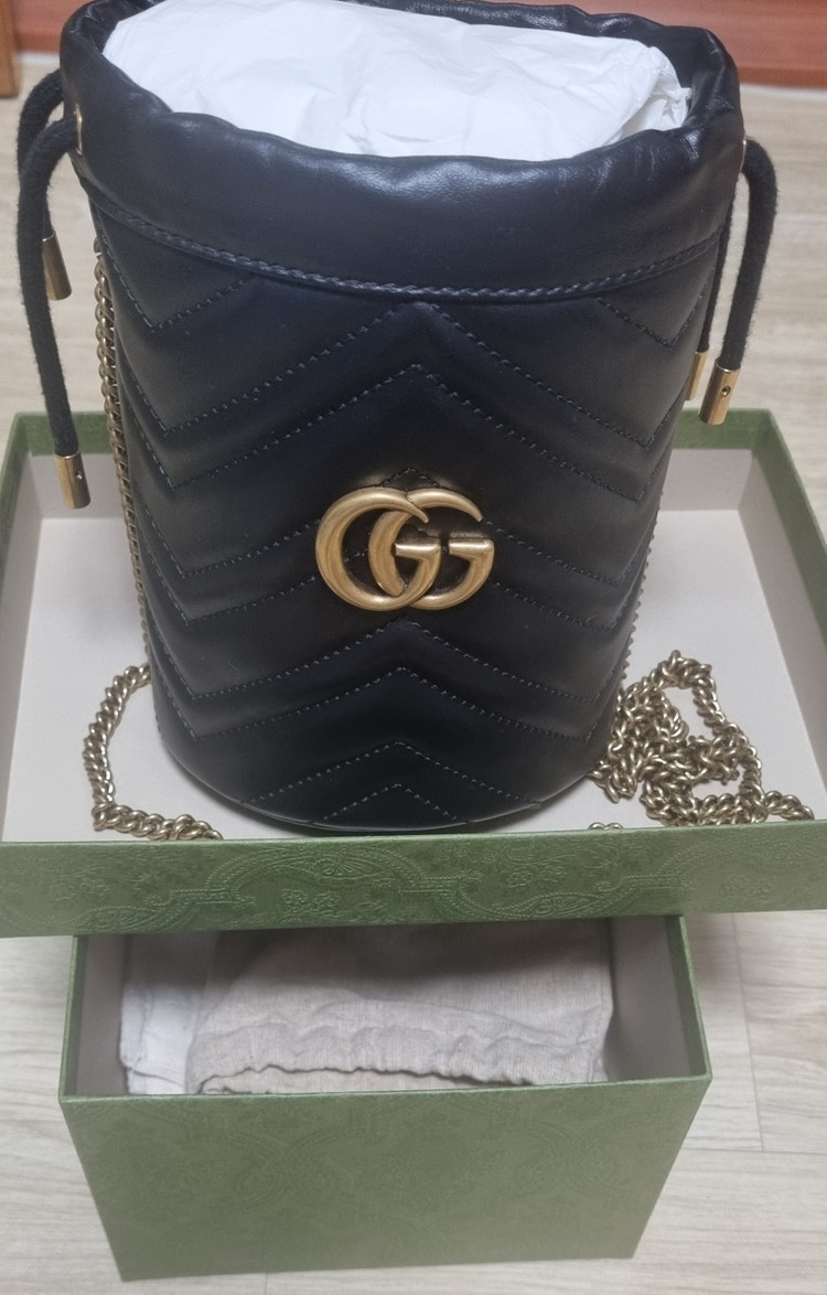 구찌 미니 버킷백 이미지