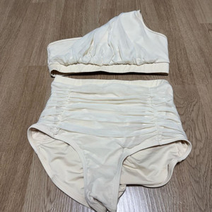 핫한폴웨어 비너스 원숄더탑, 하이쇼츠 세트