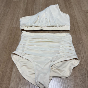 핫한폴웨어 비너스 원숄더탑, 하이쇼츠 세트