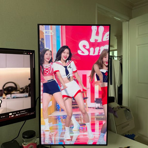LG 32GS95UE 허먼밀러 올린 일괄 판매합니다