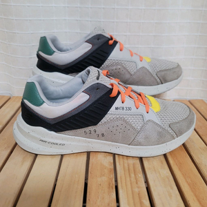 스케쳐스 운동화 메모리폼 270