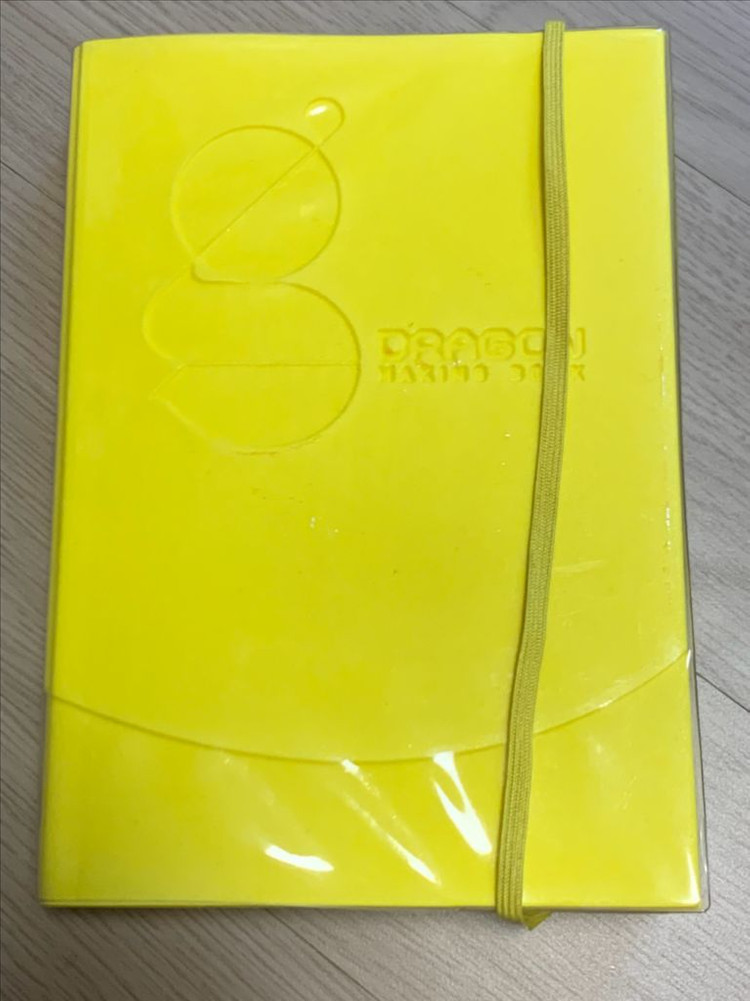 GD 지드래곤 하트브레이커 앨범 포스터 콘서트메이킹북 이미지