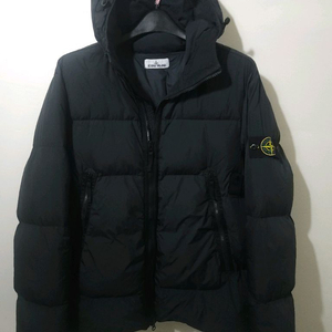 [새상품급] 스톤아일랜드 크링클랩스 패딩 XL Size
