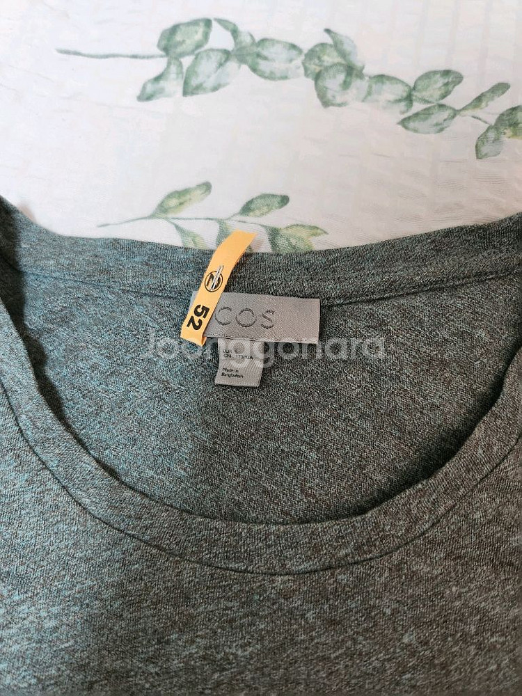 코스 cos 그레이 티셔츠--1