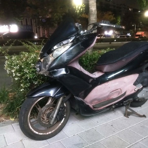 혼다 pcx 125 스쿠터. 부속차 오토바이. 부산