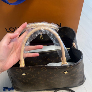 정품 루이비통 몽테뉴gm