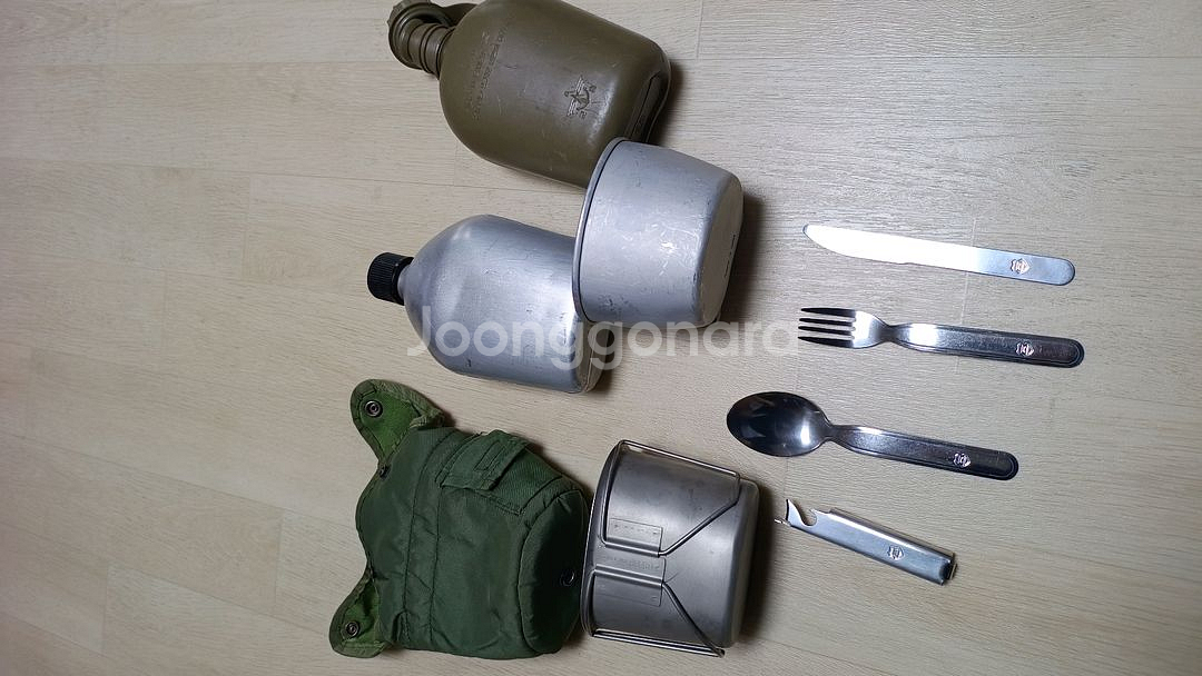 미군 메스킷, 캔틴컵, 반합 2개, 독일군 수통 등--6