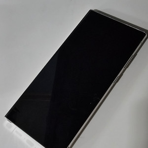 갤럭시 S23 울트라 512gb 화이트 뒷면 올수리