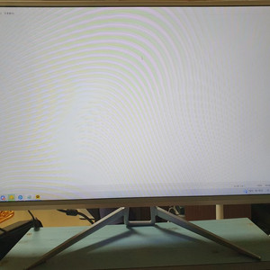 32인치 165hz 게이밍 모니터 팝니다.