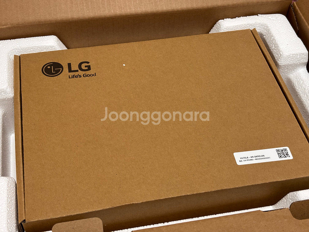 LG 4k 빔프로젝터 HU70LA--1