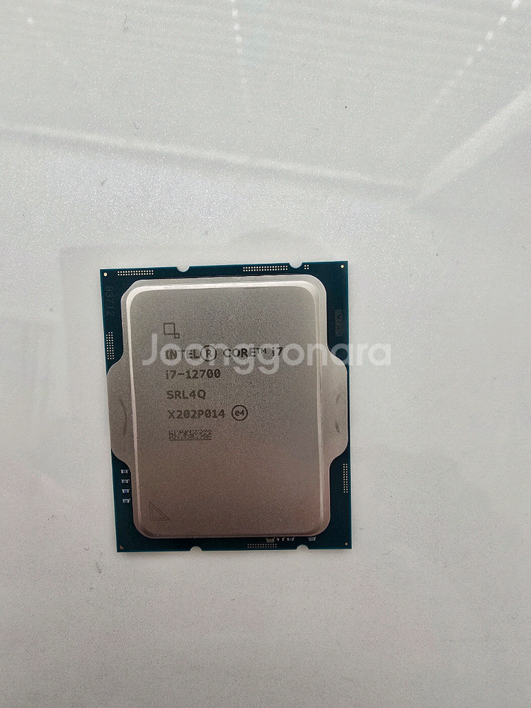 i7-12700--0