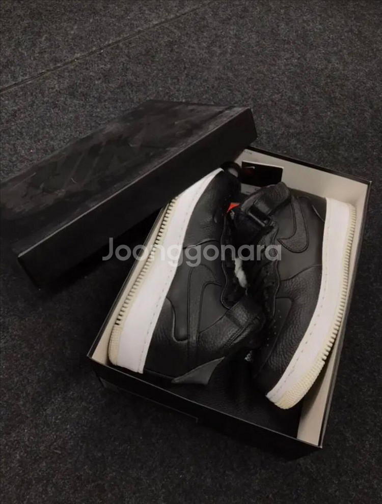 270 나이키 에어포스 1 미드 컴포트 sp 블랙--0