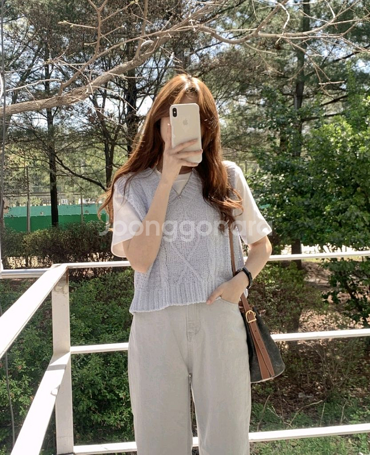 새상품) 크림치즈마켓 부클 니트 베스트 조끼 쇼퍼랜드--4