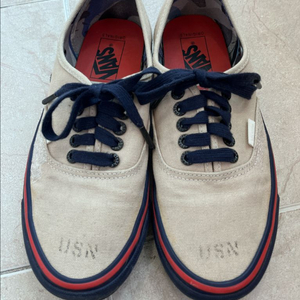 반스볼트X나이젤카본 어센틱 US8 260 vans