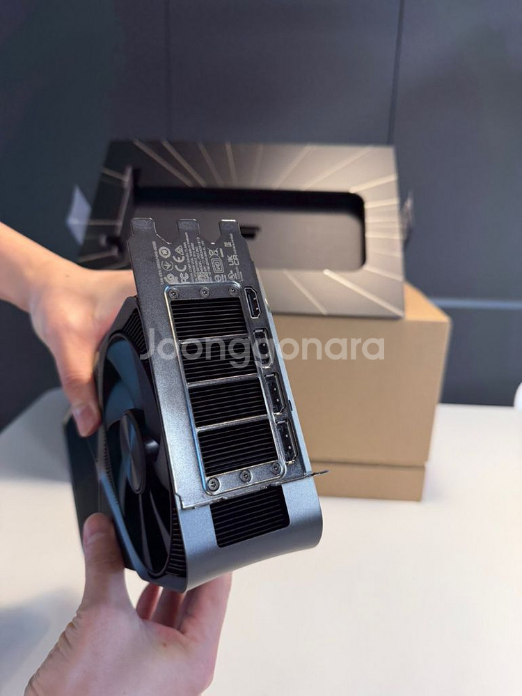 NVIDIA RTX 4090 FE--2