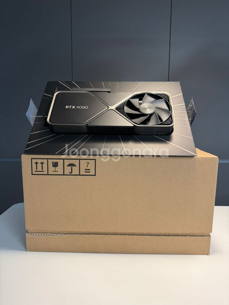 NVIDIA RTX 4090 FE--7