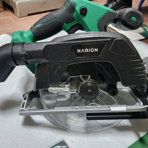 나리온 무선 원형톱 CCS-2012 모델