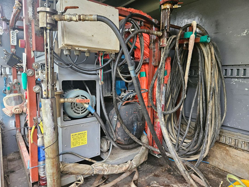 우레탄폼장비 포터2 윙바디 준불연우레탄폼 경질우레탄폼 이미지