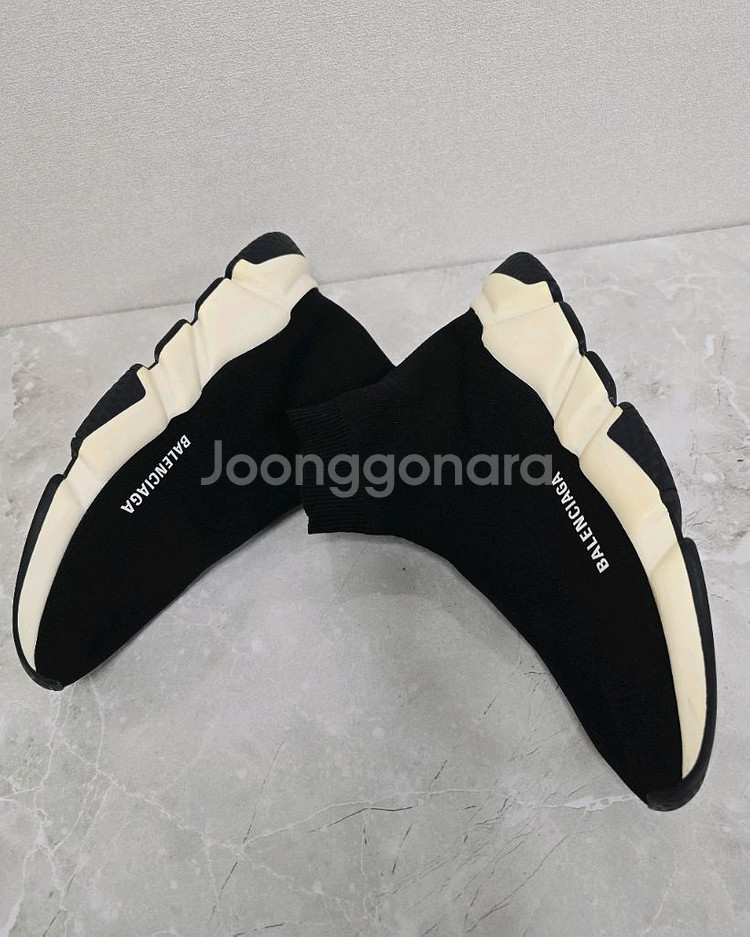 발렌시아가 스피드러너 스니커즈 신발 265 270--3