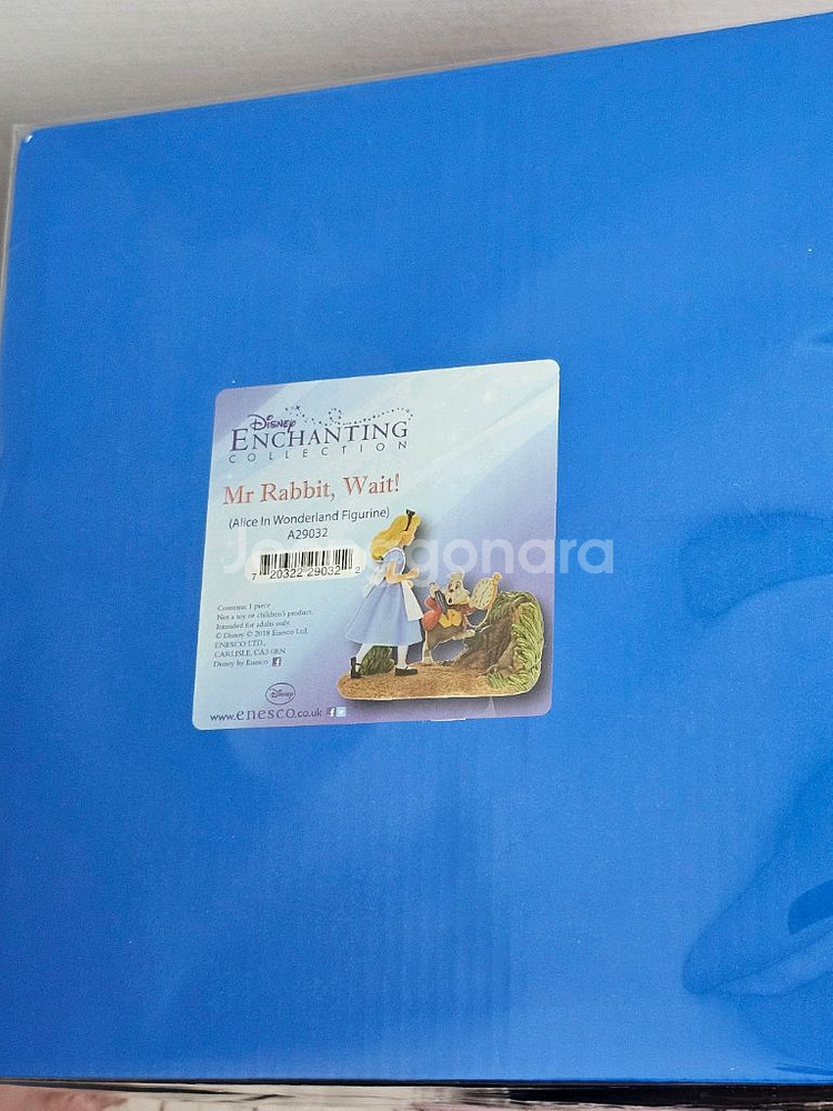 (미개봉)디즈니 앨리스와 흰토끼 피규어--1