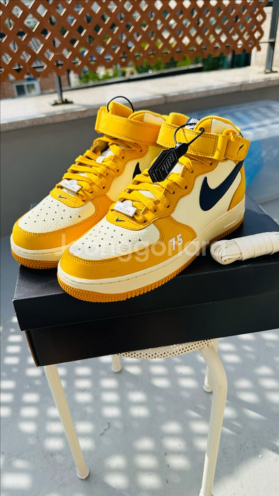 나이키 에어포스1 미드 파리 운동화--2