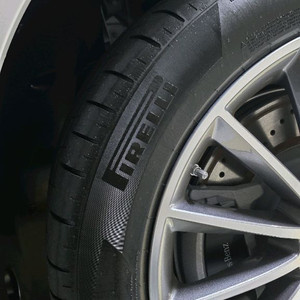GLE450 Pirelli P Zero 타이어 21인치