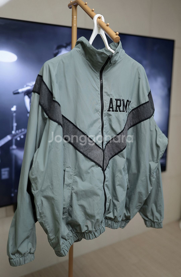 ARMY 피지컬 핏니스 윈드브레이커 IPFU 정품 XL--1