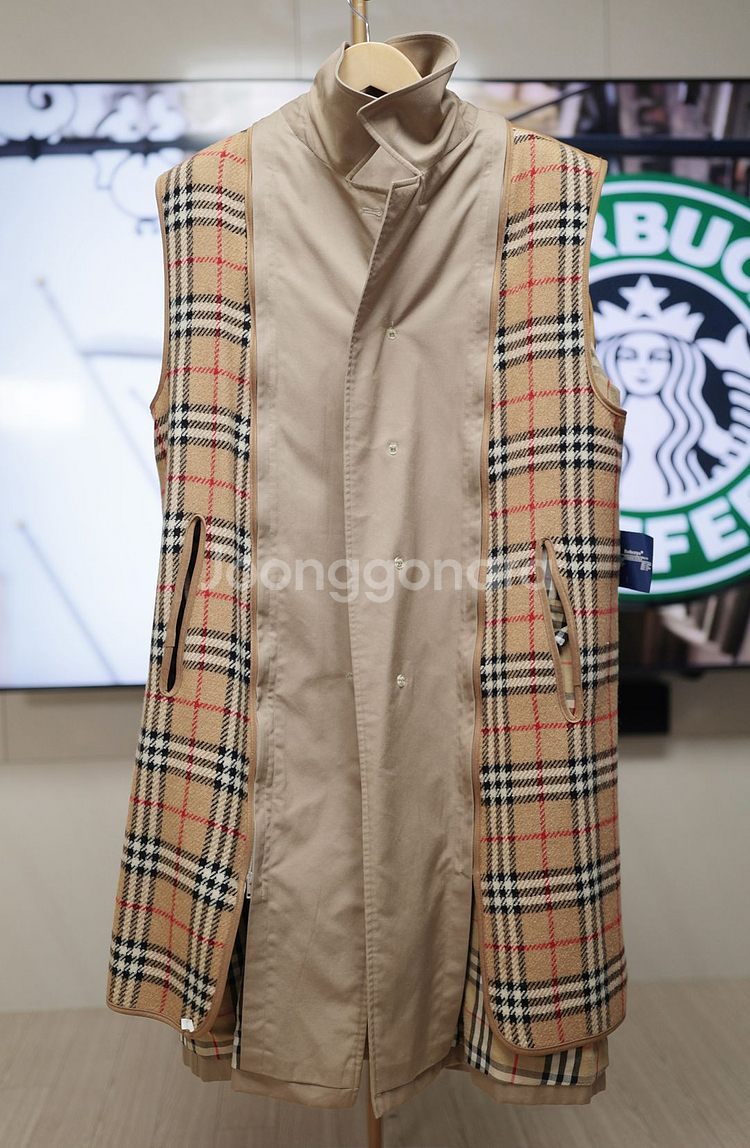 Burberrys 블루라벨 코트 희소 내피형 L~XL--2