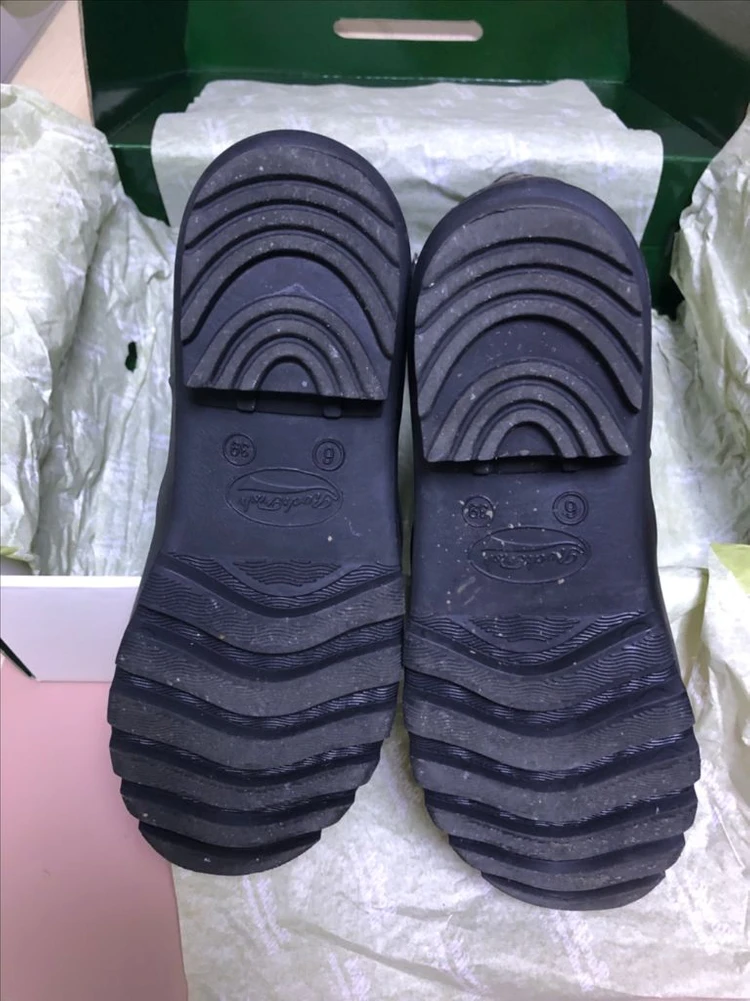 락피쉬 레인부츠 오리지널 숏 베이지/블랙 팝니다. 이미지