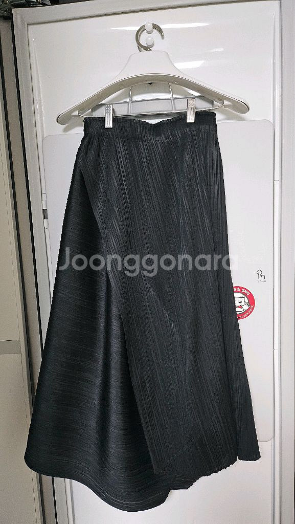 플리츠플리즈 치마(거의새상품)--2