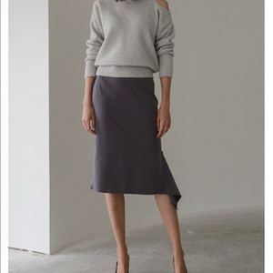 더실루엣(현 시에) asymmetric slit 스커트