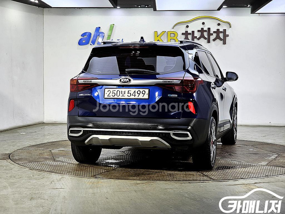 [기아]셀토스 디젤 1.6 2WD 노블레스 (5인승)--2
