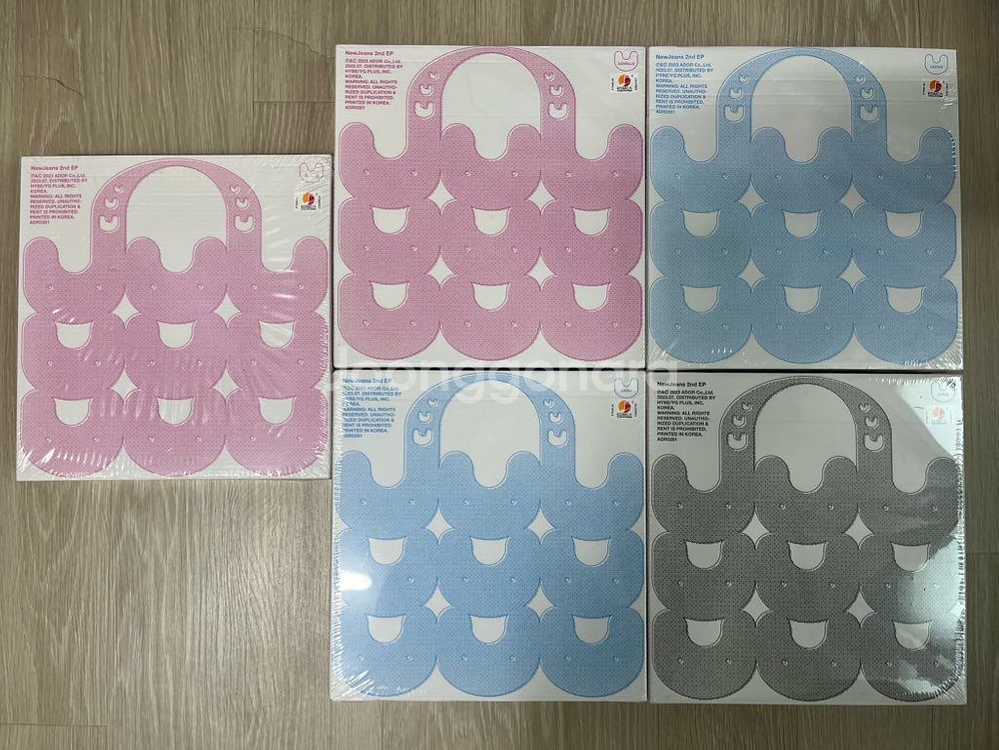 뉴진스 버니 비치 백 미개봉,포토폰탭,단체포카 일괄--0