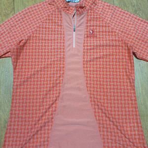 블랙야크 아웃도어 반집업 100 사이즈입니다