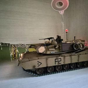 헝롱 M1A2 에이브람스 PRO RC 탱크 배터리, 조