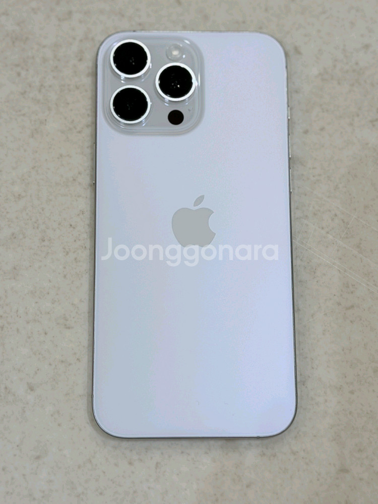 아이폰 16 프로맥스 512gb 화이트 팝니다.--2