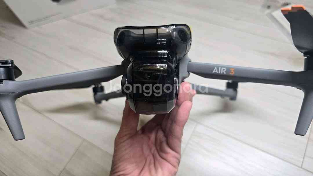 DJI AIR3 플라이모어콤보--1