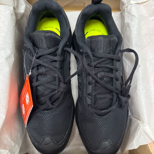 나이키 에어맥스 AP 올블랙 260