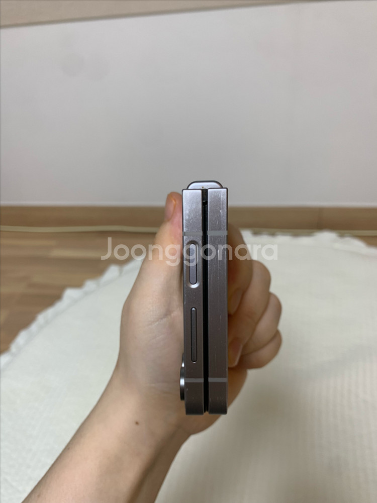 갤럭시z플립6 256 실버 무잔상--3