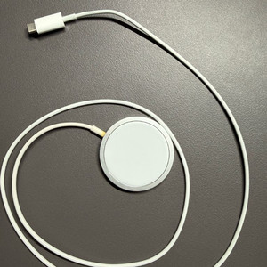 애플 정품 맥세이프 충전기