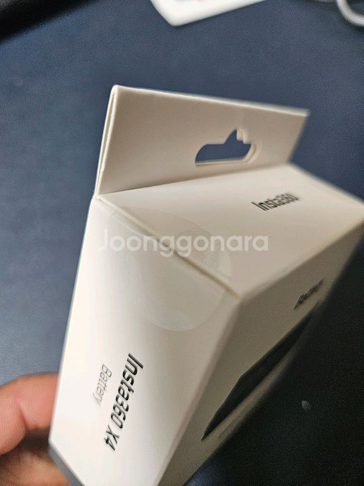 인스타360 X4 배터리 미개봉--1