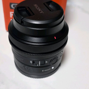 소니 sel50f25g 렌즈