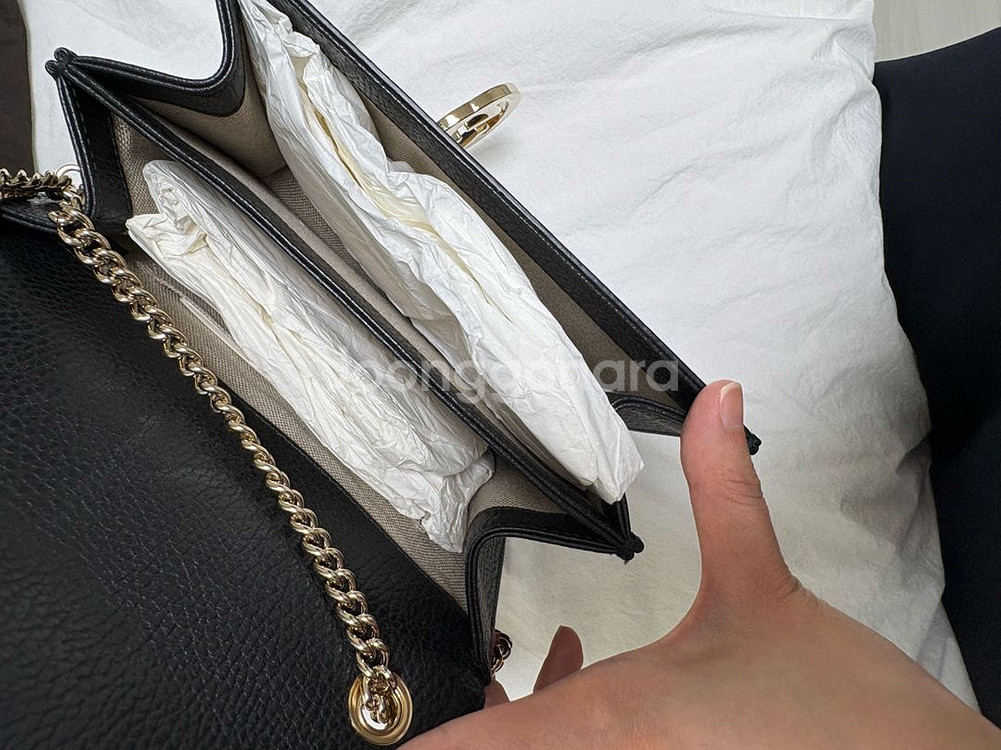 구찌 인터로킹 체인 숄더백--2