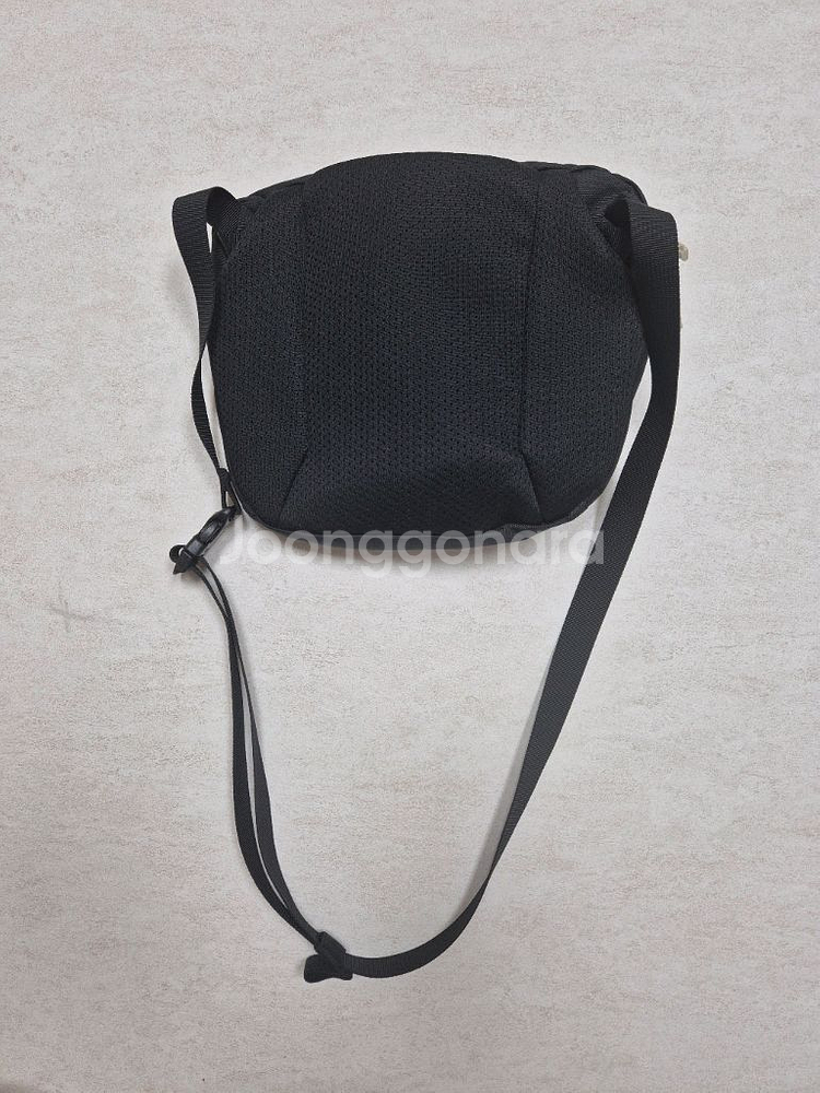 아크테릭스 맨티스2 웨이스트팩 오르카 팝니다--6