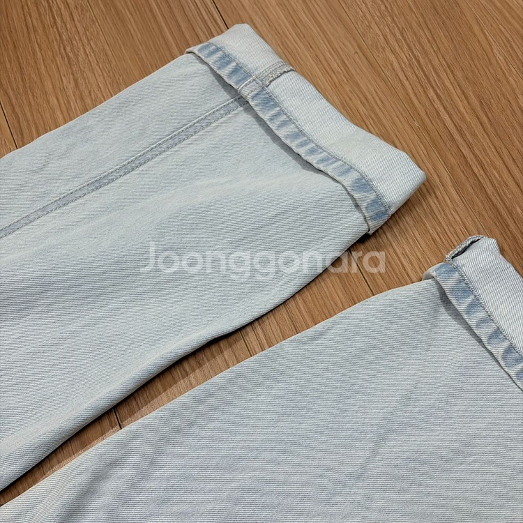 으음키임 시그니처 세미 와이드 데님 팬츠 라이트블루--5