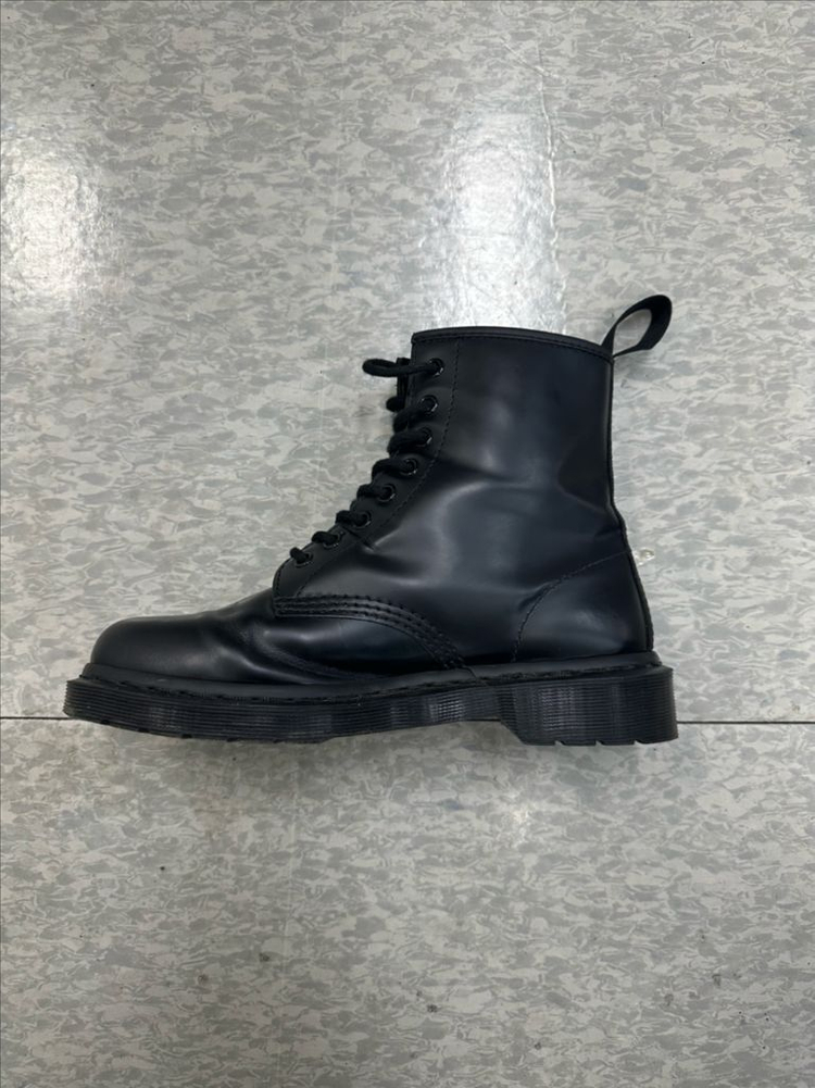 닥터마틴 1460 모노 블랙 이미지