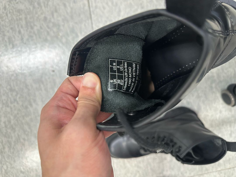 닥터마틴 1460 모노 블랙 이미지