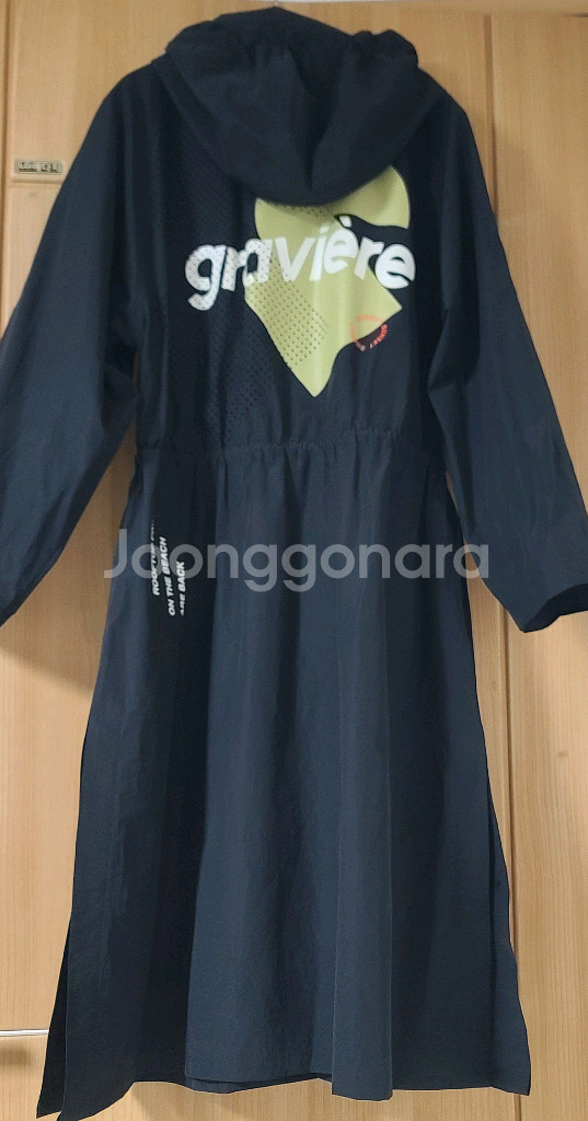 한섬 타임 백 프린팅&펀칭 롱점퍼--4