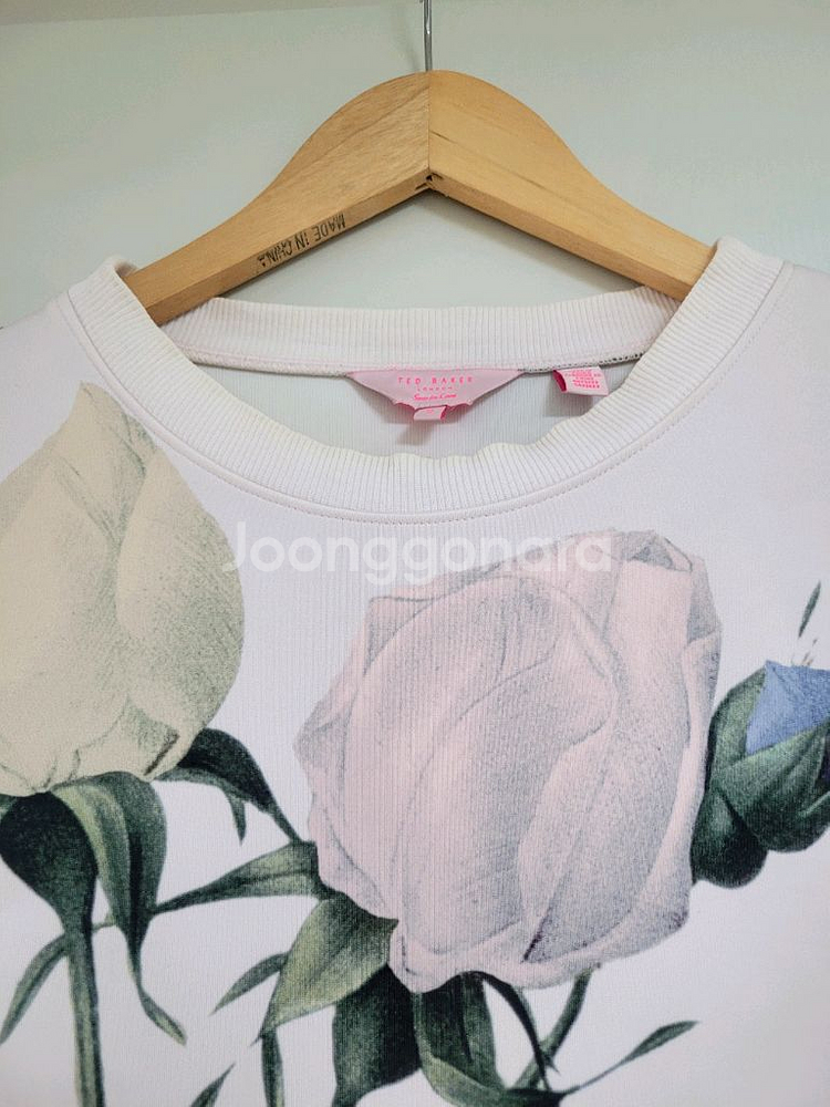 테드베이커 상의 2사이즈 (55사이즈 추정)--2