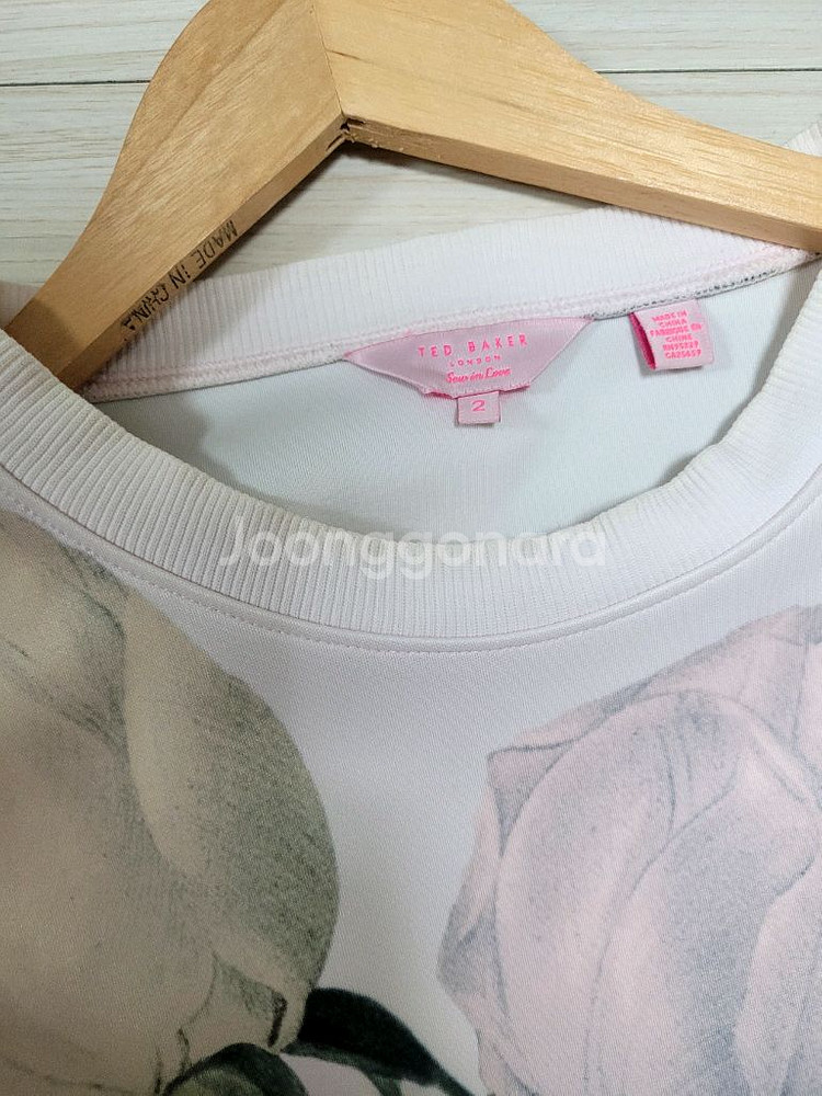 테드베이커 상의 2사이즈 (55사이즈 추정)--7